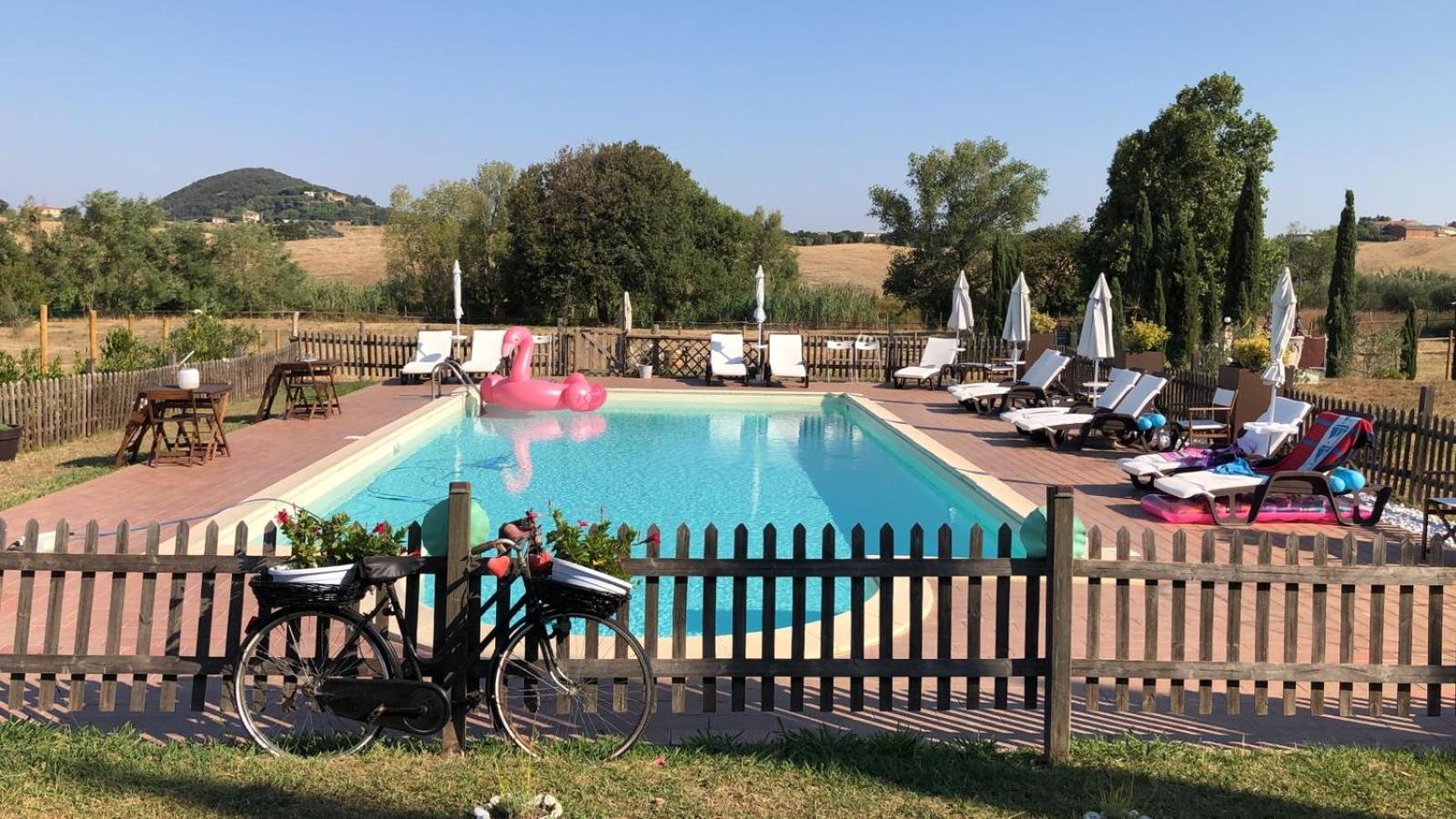 Bed And Breakfast Casale Del Sole カステッリーナ・マリッティマ エクステリア 写真