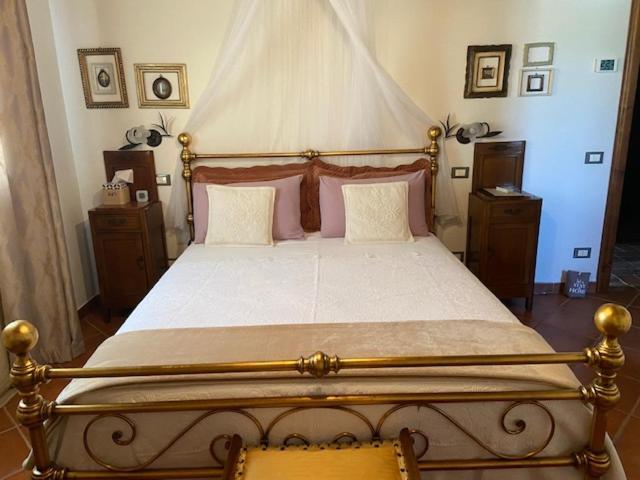 Bed And Breakfast Casale Del Sole カステッリーナ・マリッティマ エクステリア 写真