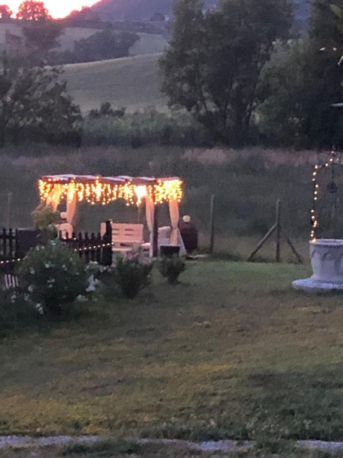 Bed And Breakfast Casale Del Sole カステッリーナ・マリッティマ エクステリア 写真