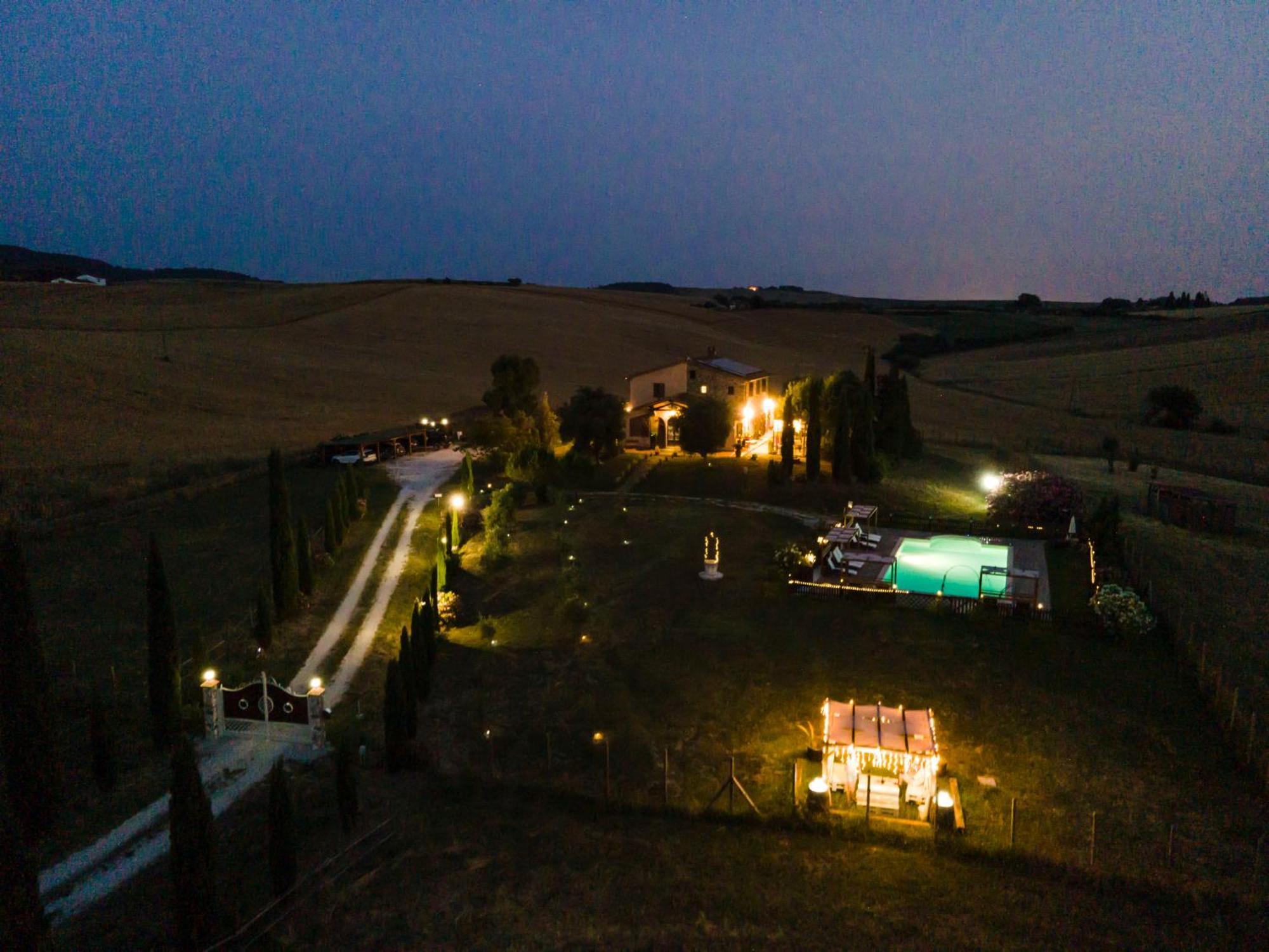 Bed And Breakfast Casale Del Sole カステッリーナ・マリッティマ エクステリア 写真
